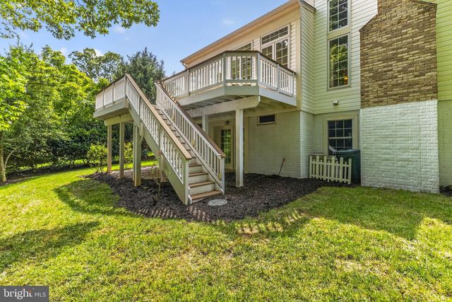 8155 CANCUN CT, Gainesville, VA 20155