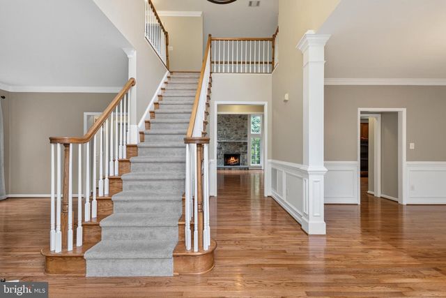8155 CANCUN CT, Gainesville, VA 20155