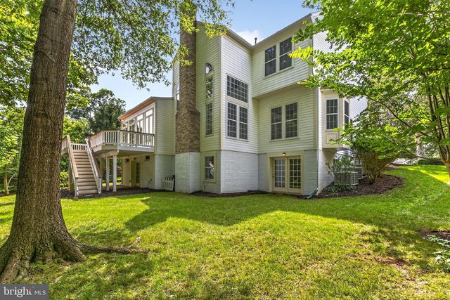 8155 CANCUN CT, Gainesville, VA 20155