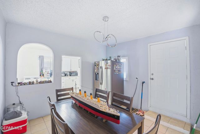 495 BUFORD Road, Socorro, TX 79927