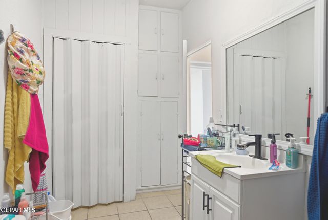 495 BUFORD Road, Socorro, TX 79927