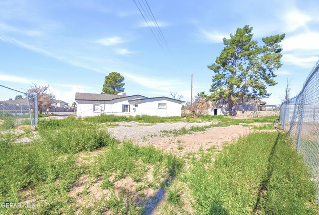 495 BUFORD Road, Socorro, TX 79927