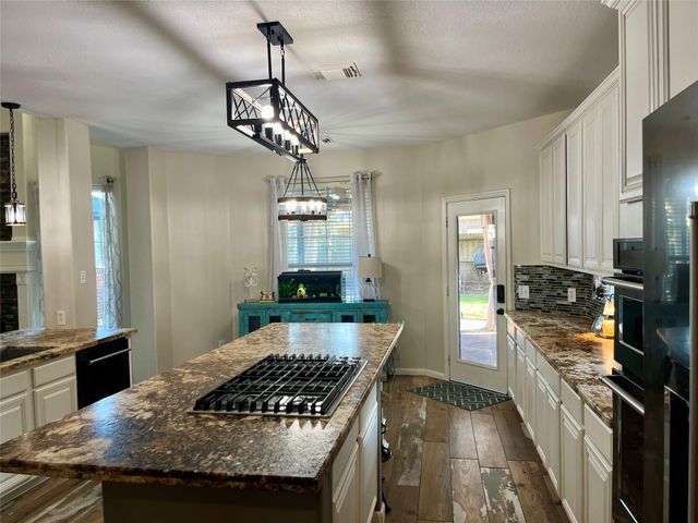 1201 Cambridge Court, Seabrook, TX 77586