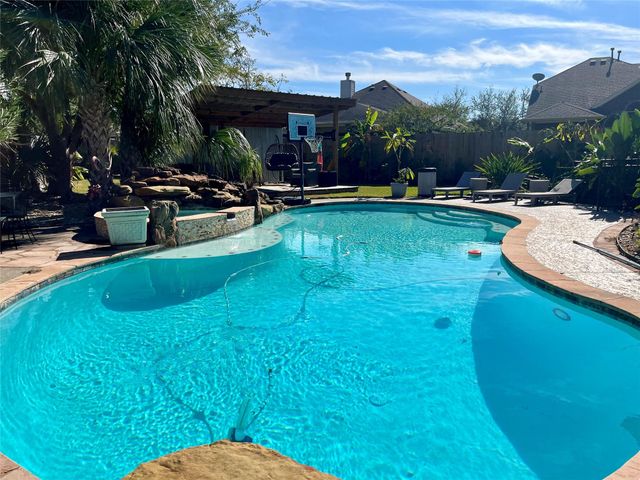 1201 Cambridge Court, Seabrook, TX 77586