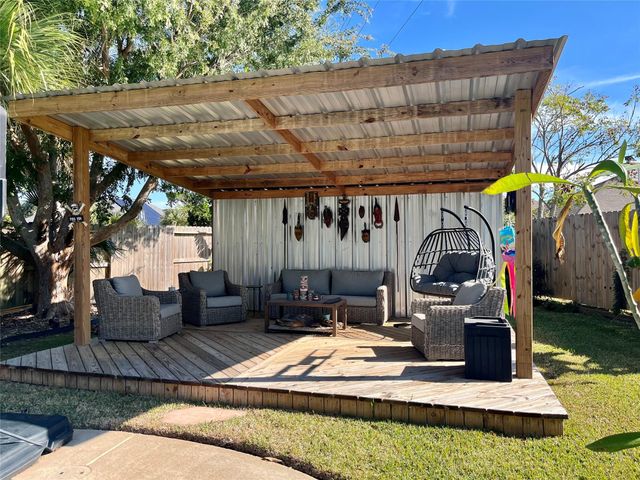 1201 Cambridge Court, Seabrook, TX 77586