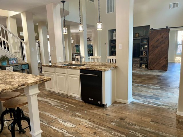 1201 Cambridge Court, Seabrook, TX 77586