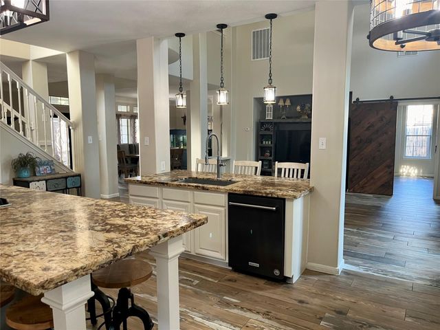 1201 Cambridge Court, Seabrook, TX 77586