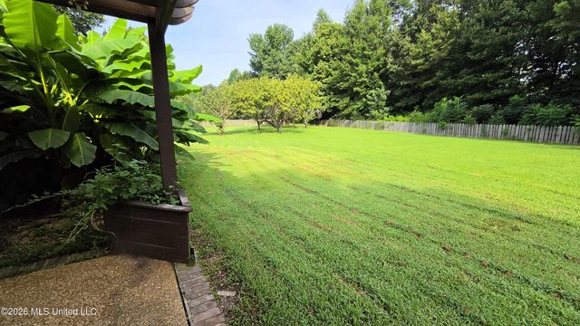 85 Lee Creek Cove, Byhalia, MS 38611