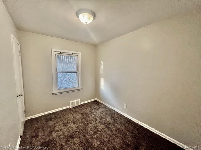 19130 WOODCREST Street, Harper Woods, MI 48225