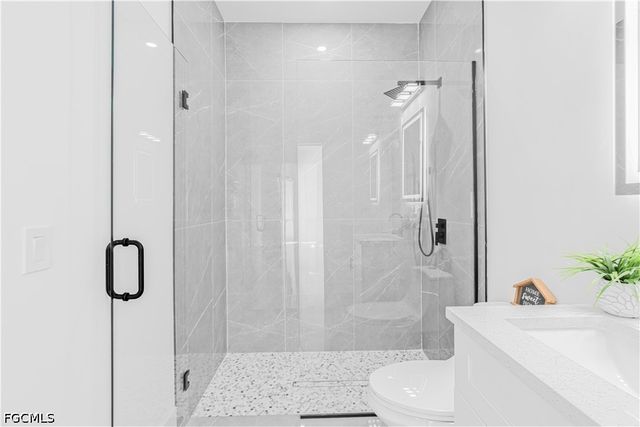 747 Roma AVE S, Lehigh Acres, FL 33974