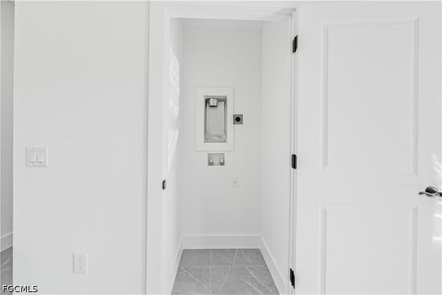 747 Roma AVE S, Lehigh Acres, FL 33974