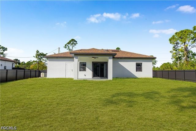 747 Roma AVE S, Lehigh Acres, FL 33974