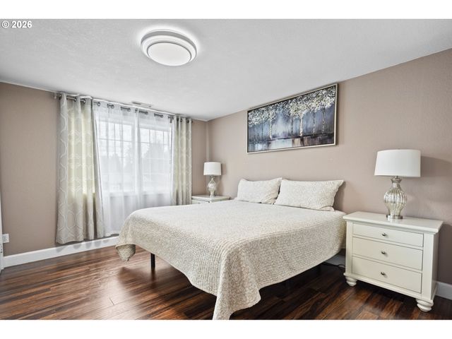 14309 Ne POWERS St, Vancouver, WA 98682