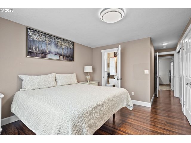 14309 Ne POWERS St, Vancouver, WA 98682