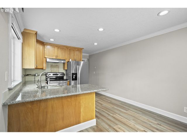 14309 Ne POWERS St, Vancouver, WA 98682