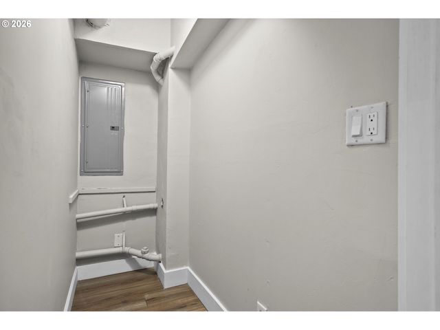 14309 Ne POWERS St, Vancouver, WA 98682