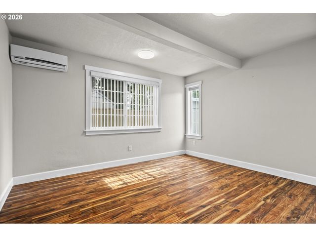 14309 Ne POWERS St, Vancouver, WA 98682
