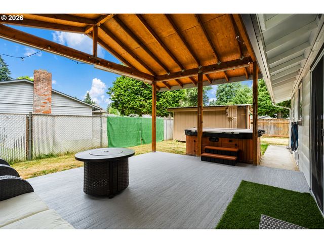 14309 Ne POWERS St, Vancouver, WA 98682