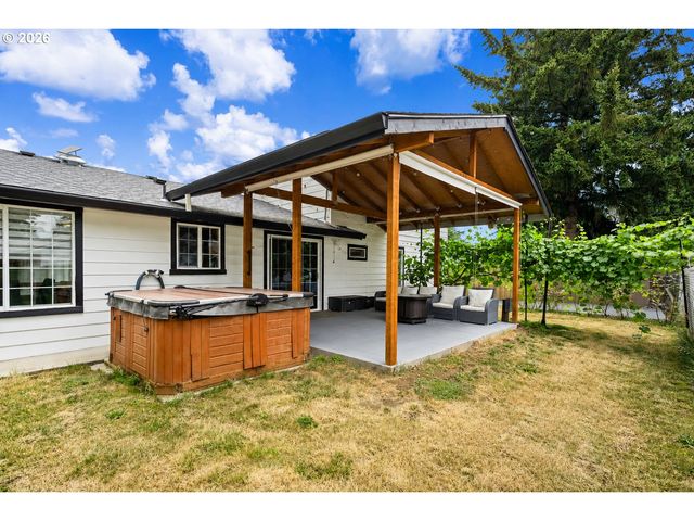 14309 Ne POWERS St, Vancouver, WA 98682