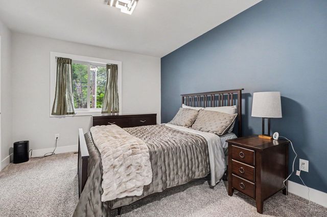 1320 Parkway Street, Waterford Twp, MI 48328