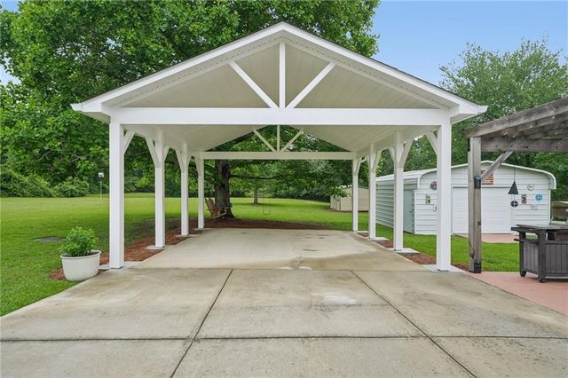 294 Williams Lake Road, Powder Springs, GA 30127