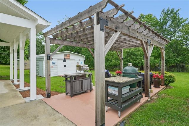 294 Williams Lake Road, Powder Springs, GA 30127