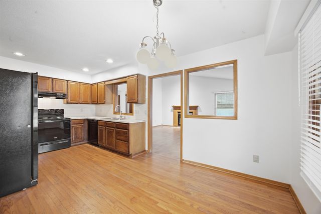 1651 S Willow Oak, Wichita, KS 67230