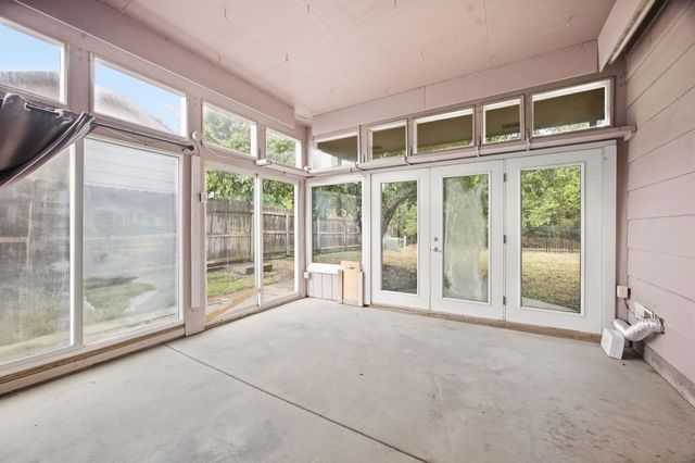 1651 S Willow Oak, Wichita, KS 67230