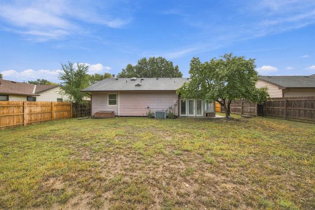 1651 S Willow Oak, Wichita, KS 67230