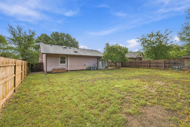 1651 S Willow Oak, Wichita, KS 67230