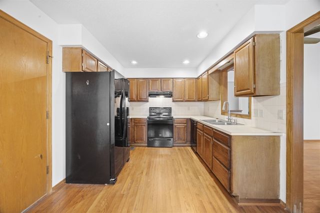 1651 S Willow Oak, Wichita, KS 67230
