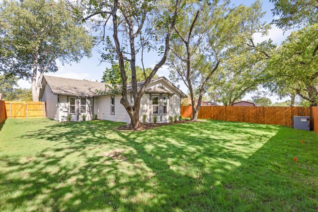 10101 Woodhaven DR, Austin, TX 78753