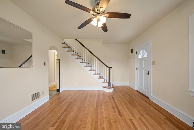 1547 E WHEAT RD, Vineland, NJ 08360