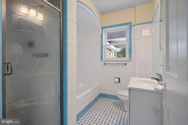 1547 E WHEAT RD, Vineland, NJ 08360