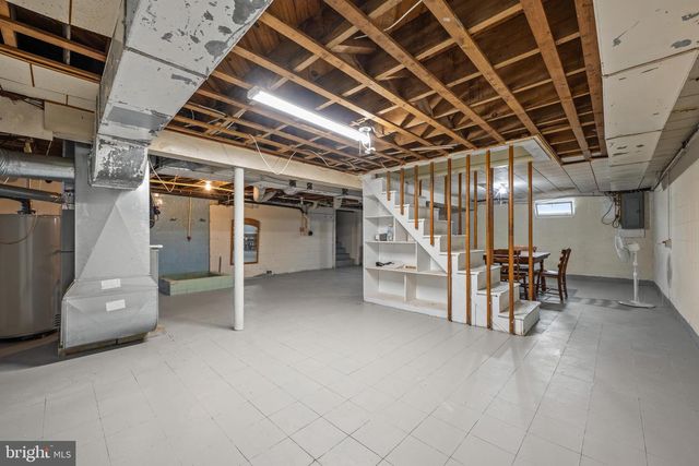 1547 E WHEAT RD, Vineland, NJ 08360