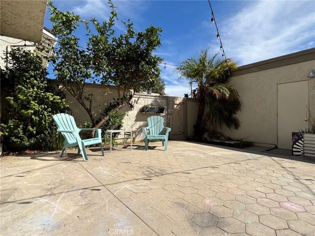 5085 Hampton Court, Westminster, CA 92683