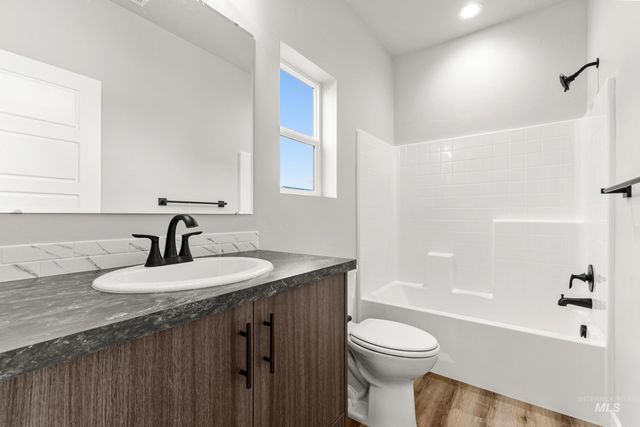 9330 W Blazing Star St, Nampa, ID 83687