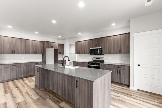 9330 W Blazing Star St, Nampa, ID 83687