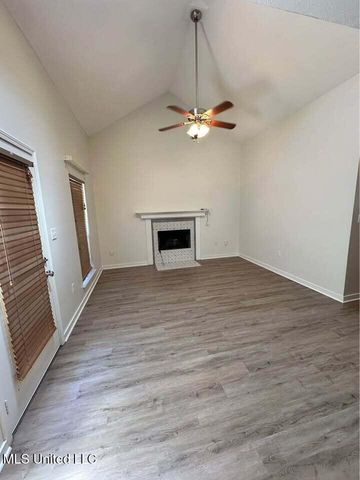 512 Flynn Court, Pearl, MS 39208