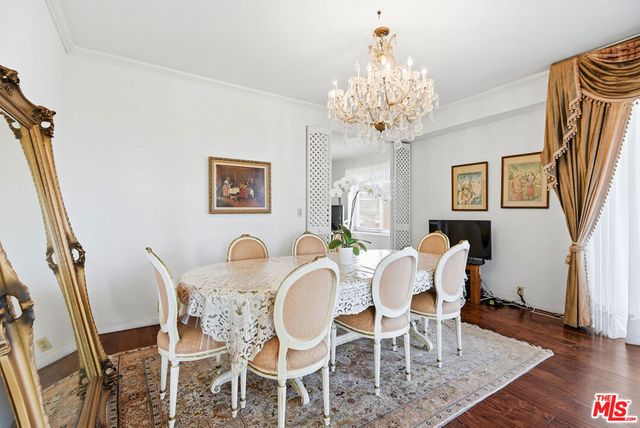 318 N Maple Drive 506, Beverly Hills, CA 90210