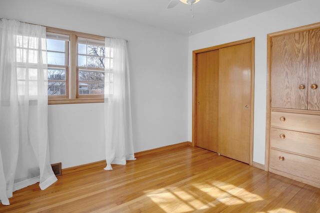 2011 Terrace Dr, Newton, KS 67114