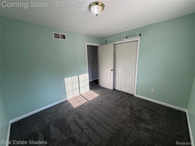 4094 Tristen Avenue, Fort Gratiot Charter Township, MI 48059