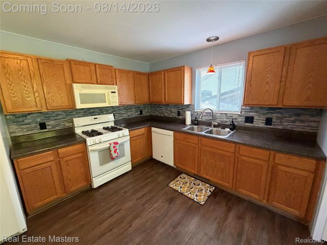 4094 Tristen Avenue, Fort Gratiot Charter Township, MI 48059