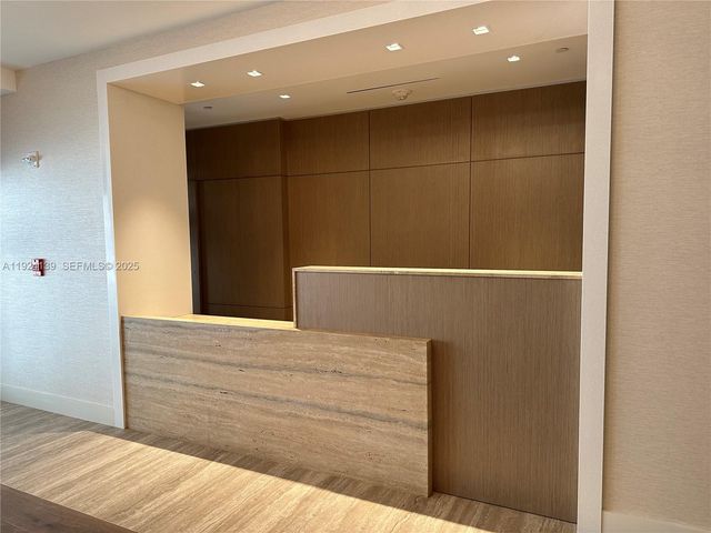 2301 Collins Ave 636, Miami Beach, FL 33139