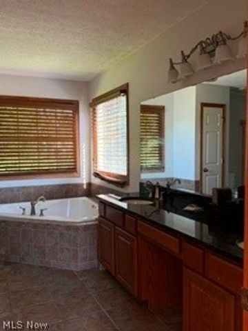 11816 Beckenham Road, North Royalton, OH 44133