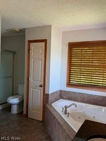 11816 Beckenham Road, North Royalton, OH 44133