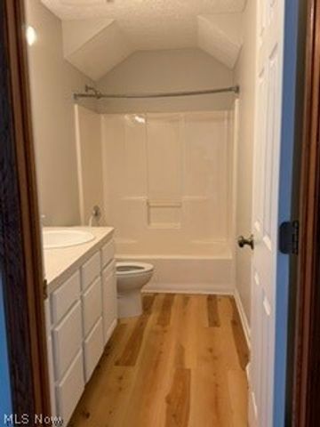 11816 Beckenham Road, North Royalton, OH 44133