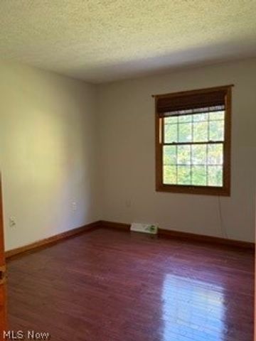 11816 Beckenham Road, North Royalton, OH 44133