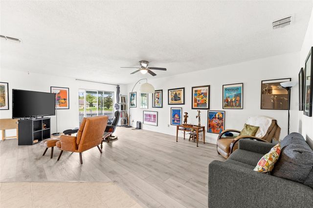 10760 WILDERNESS COURT, Orlando, FL 32821