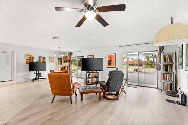 10760 WILDERNESS COURT, Orlando, FL 32821